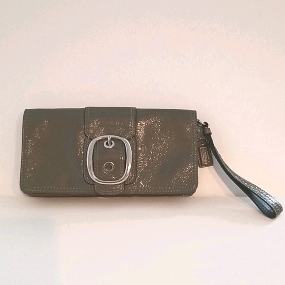 Coach Soho Gray Patent Wristlet Bag - Picture 1 of 16